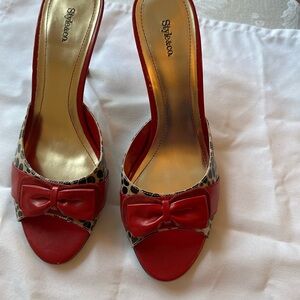Style and co, sandals size 8.5, used only once in the home, excellent condition